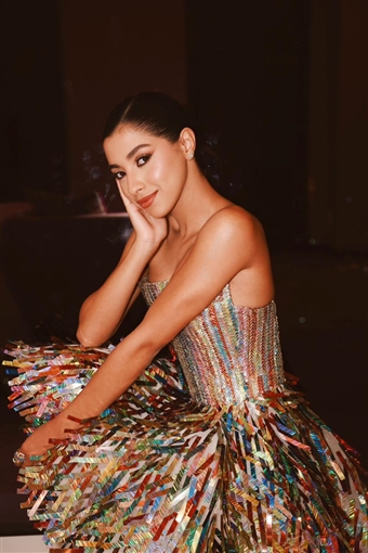 ليلى أحمد زاهر وأمينة خليل وجيسيكا حسام بين حضور عرض أزياء رامي قاضي