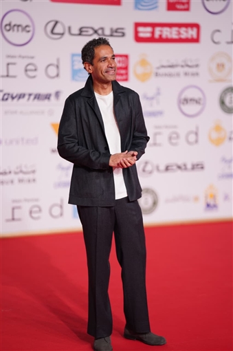 زينة وناهد السباعي ولقاء الخميسي من بينهم ... عرض فيلم بنات الباشا بمهرجان القاهرة السينمائي بحضور أبطاله ونجوم الفن