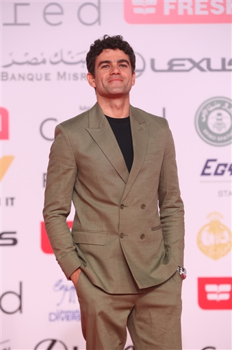 صابرين وإلهام شاهين وهنادي مهنا من بينهم ... النجوم يتألقون في عرض بنات الباشا بمهرجان القاهرة السينمائي