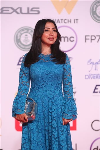 صابرين وإلهام شاهين وهنادي مهنا من بينهم ... النجوم يتألقون في عرض بنات الباشا بمهرجان القاهرة السينمائي