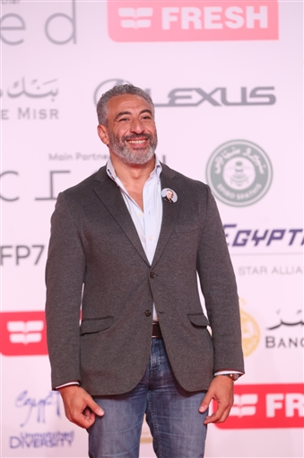 صابرين وإلهام شاهين وهنادي مهنا من بينهم ... النجوم يتألقون في عرض بنات الباشا بمهرجان القاهرة السينمائي