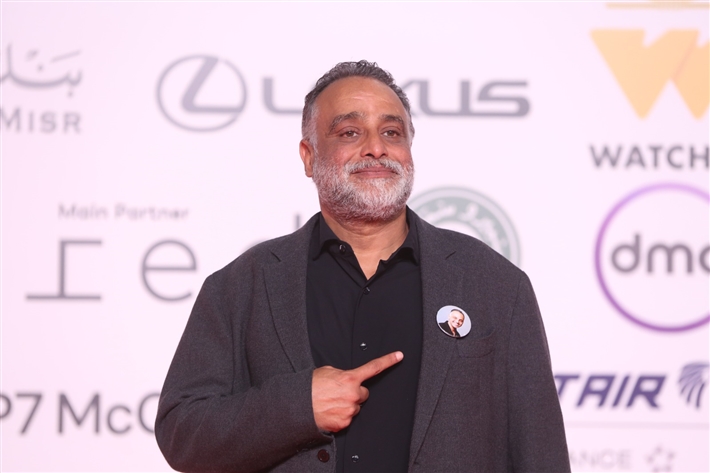 صابرين وإلهام شاهين وهنادي مهنا من بينهم ... النجوم يتألقون في عرض بنات الباشا بمهرجان القاهرة السينمائي