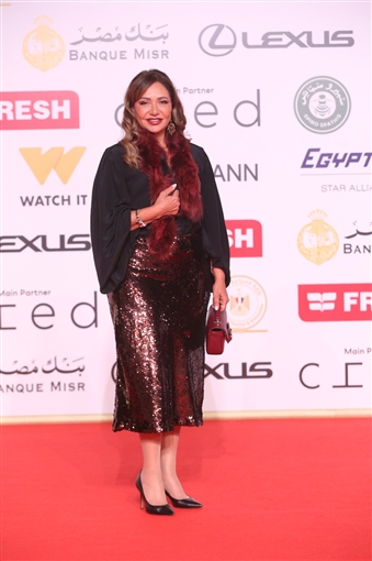 صابرين وإلهام شاهين وهنادي مهنا من بينهم ... النجوم يتألقون في عرض بنات الباشا بمهرجان القاهرة السينمائي