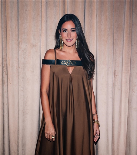  شرطة_الموضة: أمينة خليل بفستان واسع يناسب المرأة الحامل سعره 49 ألف جنيه أجرت عليه هذا التعديل