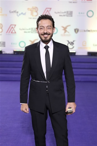 أحمد زاهر وأحمد السقا ومصطفى شعبان والنجوم في حفل مهرجان الأفضل 