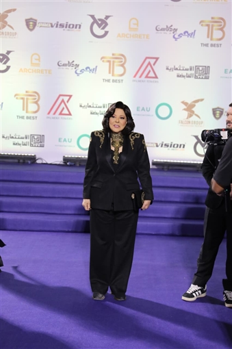 أحمد زاهر وأحمد السقا ومصطفى شعبان والنجوم في حفل مهرجان الأفضل 