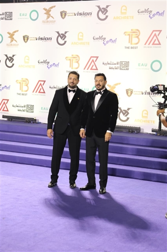 أحمد زاهر وأحمد السقا ومصطفى شعبان والنجوم في حفل مهرجان الأفضل 