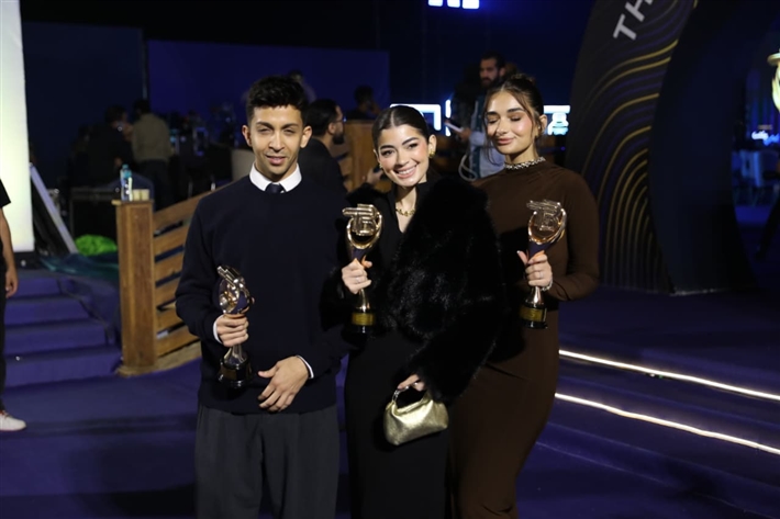 إلهام شاهين وليلى وملك أحمد زاهر وهشام جمال ونيكول سابا من بينهم ... تكريم نجوم الفن في مهرجان الأفضل 