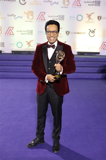 إلهام شاهين وليلى وملك أحمد زاهر وهشام جمال ونيكول سابا من بينهم ... تكريم نجوم الفن في مهرجان الأفضل 