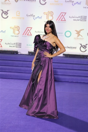 إلهام شاهين وليلى وملك أحمد زاهر وهشام جمال ونيكول سابا من بينهم ... تكريم نجوم الفن في مهرجان الأفضل 