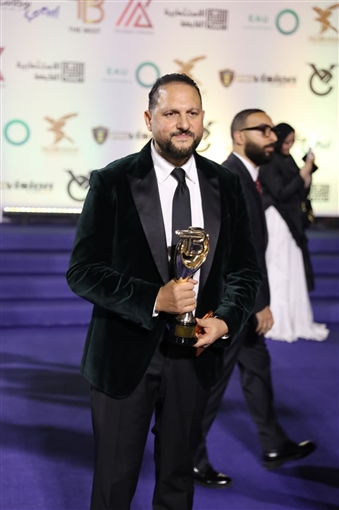 إلهام شاهين وليلى وملك أحمد زاهر وهشام جمال ونيكول سابا من بينهم ... تكريم نجوم الفن في مهرجان الأفضل 