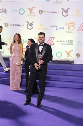 إلهام شاهين وليلى وملك أحمد زاهر وهشام جمال ونيكول سابا من بينهم ... تكريم نجوم الفن في مهرجان الأفضل 