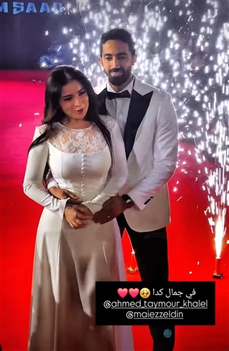 زغاريط وأفراح النجوم في أول ظهور لمي عز الدين مع زوجها أحمد تيمور في عرض أزياء إسلام سعد