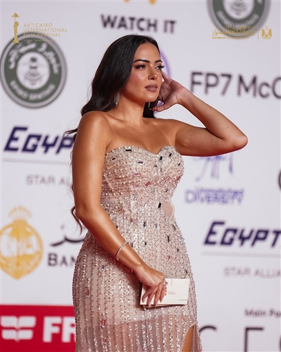 نسرين أمين ولقاء الخميسي ووئام مجدي من بينهم ... توافد النجوم على حفل ختام مهرجان القاهرة السينمائي