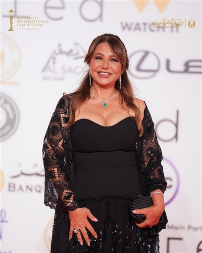 سلمى أبو ضيف ورانيا يوسف وزوجها أحمد جمال ومريم الخشت من بينهم ... مهرجان القاهرة السينمائي يختتم فعالياته بحضور النجوم