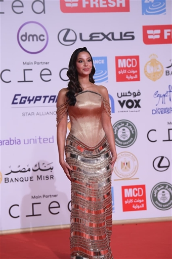 هنادي مهنا وإلهام صفي الدين وجسيكا حسام الدين من بينهم ... مهرجان القاهرة السينمائي يسدل الستار على دورته الـ 46 بحضور النجوم