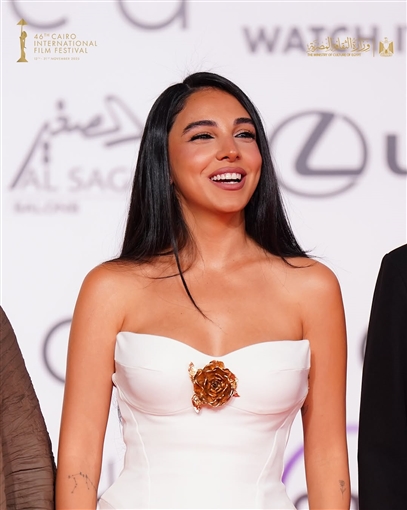  شرطة_الموضة: سلمى أبو ضيف بفستان من Sophie Couture يظهر رشاقتها سعره 114 ألف جنيه