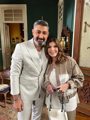 رمضان 2026 - ياسر جلال بالجلابية وأيتن عامر بـ الترنج سوت في كواليس كلهم بيحبوا مودي 