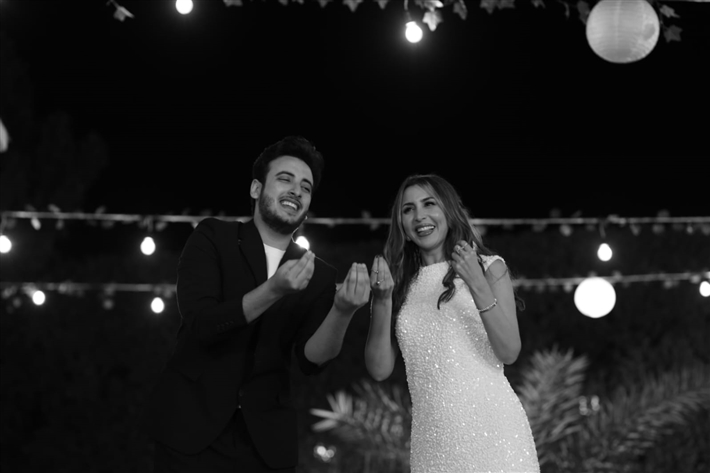 جنات والحسن عادل ينتهيان من تصوير كليب الليلة حلوة 