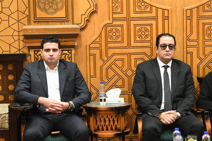 سوزان حسن ووفاء عامر ومنى عبد الغني من بينهم ... فنانون وإعلاميون يقدمون واجب العزاء في رحيل الإعلامية ميرفت سلامة