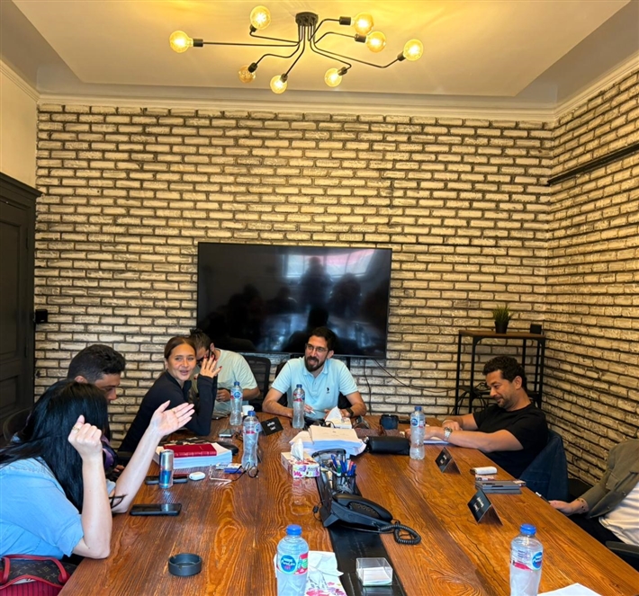 رمضان 2026 - نيللي كريم وشريف سلامة يضعان اللمسات النهائية على أنا استعدادا لدء التصوير ... صور الجلسة الأخيرة