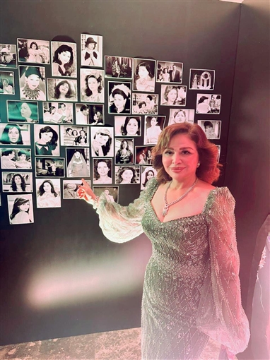 تأثر وبكاء إلهام شاهين في افتتاح مهرجان شرم الشيخ للمسرح الشبابي