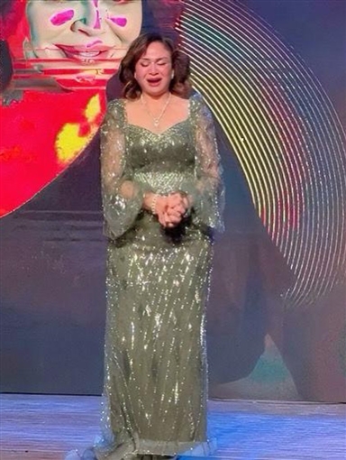 تأثر وبكاء إلهام شاهين في افتتاح مهرجان شرم الشيخ للمسرح الشبابي