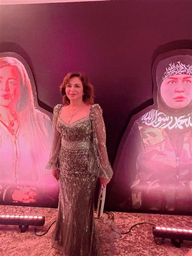 تأثر وبكاء إلهام شاهين في افتتاح مهرجان شرم الشيخ للمسرح الشبابي