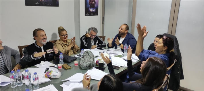 صور - فريق عمل مسلسل السرايا الصفرا يحتفل بأول يوم بروفات بحضور وفاء عامر وإيهاب فهمي