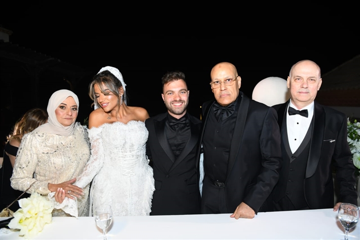 حمادة هلال والعسيلي يشعلون حفل زفاف ابنة المنتج محمد الشريف بحضور ياسر جلال ومحمد ثروت ومنذر رياحنة ونجوم الفن والإعلام