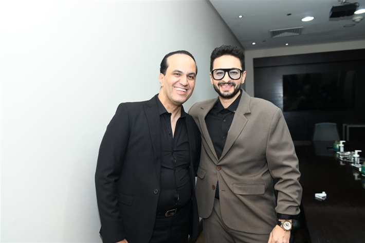 حمادة هلال والعسيلي يشعلون حفل زفاف ابنة المنتج محمد الشريف بحضور ياسر جلال ومحمد ثروت ومنذر رياحنة ونجوم الفن والإعلام