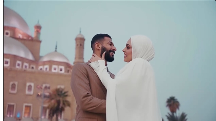 دموع وأحضان واحتفالات العروسين ... 15 صورة من احتفال محمد هنيدي بعقد قران ابنته