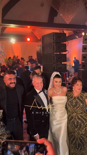 أحمد العوضي ومحمود حميدة وغادة عادل وناهد السباعي من بينهم النجوم في حفل زفاف أروى جودة