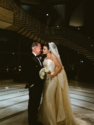 رومانسية وأناقة ... الصور الرسمية لحفل زفاف أروى جودة