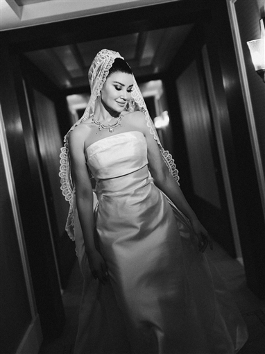 رومانسية وأناقة ... الصور الرسمية لحفل زفاف أروى جودة