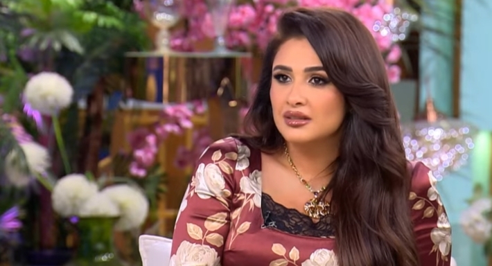 ياسمين عبد العزيز