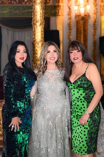 علي الحجار ولوسي وحلمي عبد الباقي من بينهم النجوم في زفاف ابنة نادية مصطفى وأركان فؤاد