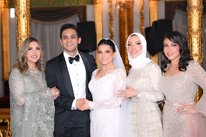 علي الحجار ولوسي وحلمي عبد الباقي من بينهم النجوم في زفاف ابنة نادية مصطفى وأركان فؤاد