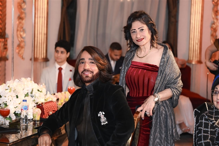 علي الحجار ولوسي وحلمي عبد الباقي من بينهم النجوم في زفاف ابنة نادية مصطفى وأركان فؤاد