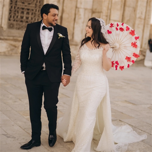 حصاد 2025- منة شلبي ومي عز الدين وليلى أحمد زاهر وهشام جمال من بينهم 25 نجما يدخلون القفص الذهبي