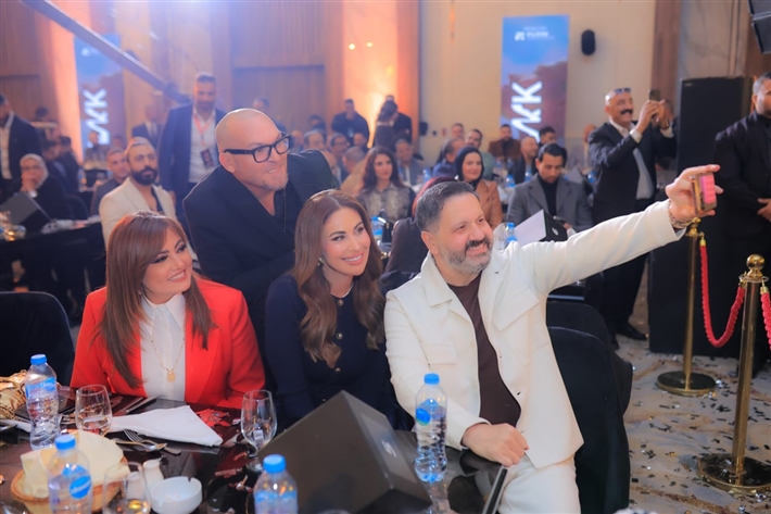 بشرى وإدوارد ومي سليم من بينهم ... النجوم في حفل أحمد سعد