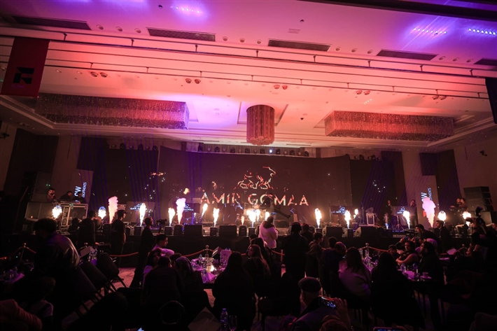 بشرى وإدوارد ومي سليم من بينهم ... النجوم في حفل أحمد سعد