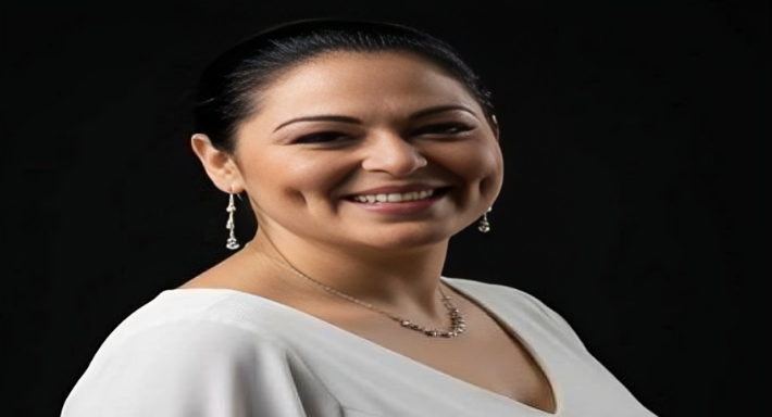 نيفين مندور