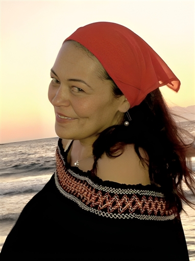 طاردتها شائعات الزواج من فنان وقبض عليها بتهمة تعاطي المخدرات وتوفيت مختنقة في حريق 15 معلومة عن نيفين مندور فيحاء اللي بالي بالك 