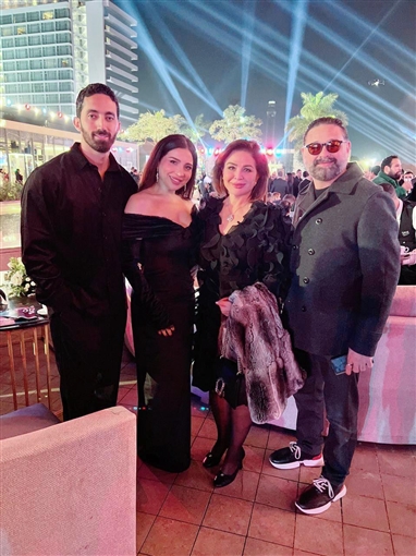 إلهام شاهين ومي عز الدين وياسر جلال وغادة عبد الرازق من بينهم النجوم يجتمعون في سهرة بالقاهرة