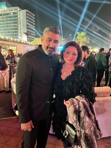 إلهام شاهين ومي عز الدين وياسر جلال وغادة عبد الرازق من بينهم النجوم يجتمعون في سهرة بالقاهرة