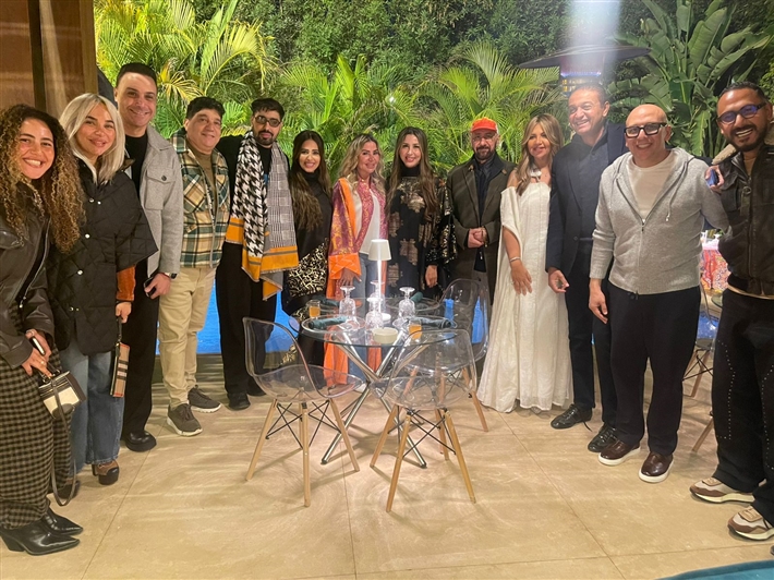 مصطفى قمر وعمرو مصطفى ودينا فؤاد وأيتن عامر من بينهم ... سحور المطربة جنات يجمع نجوم الغناء والتمثيل