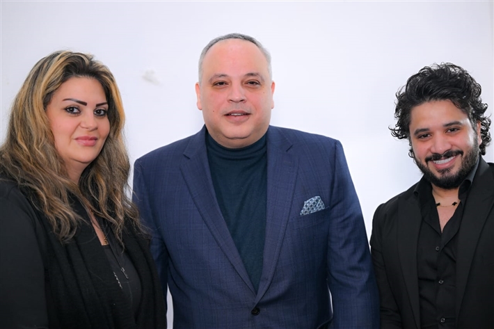 مصطفى حجاج يشعل مسرح البالون بحفل كامل العدد بحضور تامر عبد المنعم وخالد عبد الجليل وعمرو فهمي