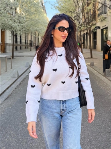 درة تمضي إجازة العيد في إسبانيا جولة في شوارع ومعالم مدريد الشهيرة