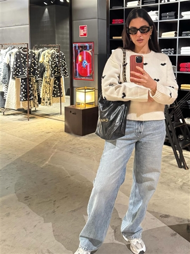 درة تمضي إجازة العيد في إسبانيا جولة في شوارع ومعالم مدريد الشهيرة